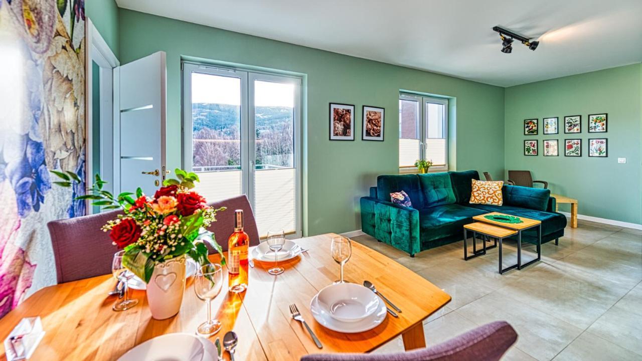 Apartament Kwiatowy - 5D Apartamenty Świeradów-Zdrój Kültér fotó