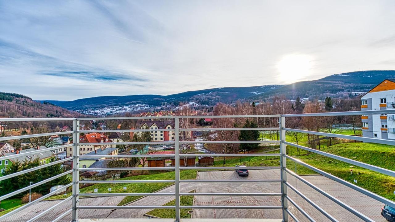 Apartament Kwiatowy - 5D Apartamenty Świeradów-Zdrój Kültér fotó